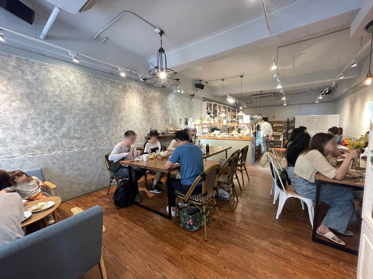 【Miss V Bakery Cafe 赤峰店】肉桂捲專賣店,土耳其特色早午餐必點! - 第1張圖