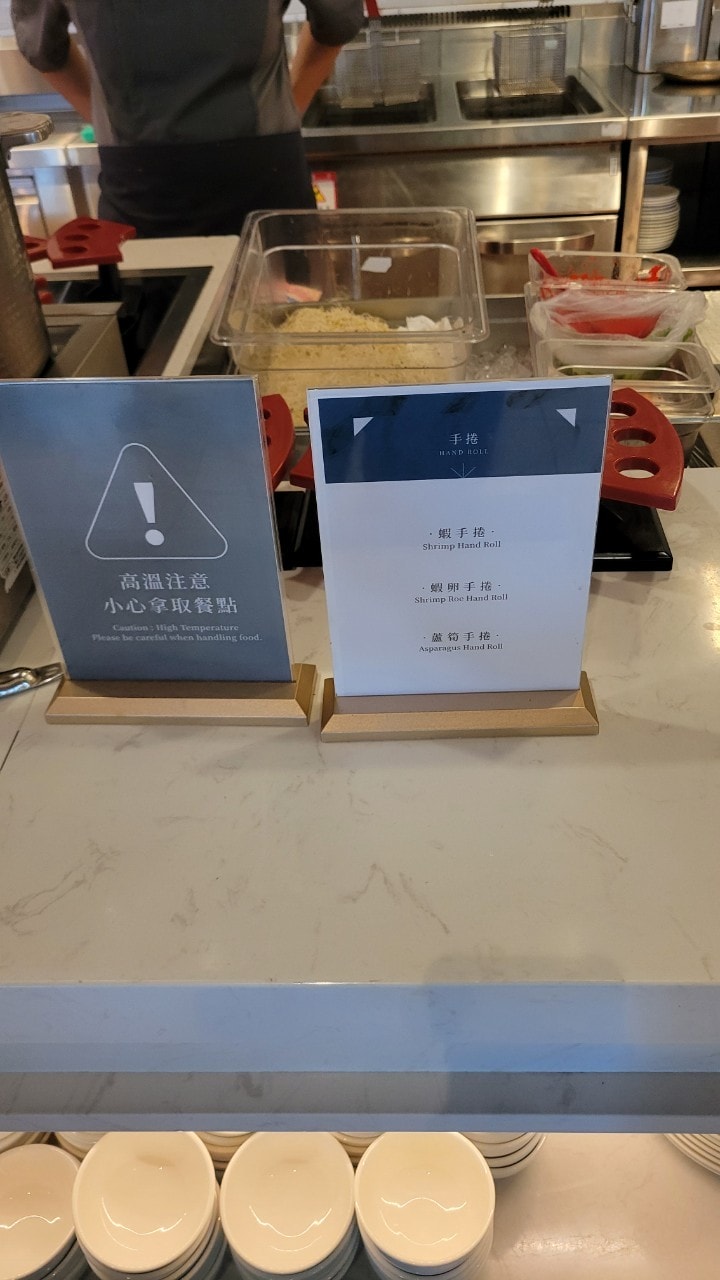 【青焰炭火熟成牛排】路易莎跨足吃到飽,插旗新莊 - 第19張圖