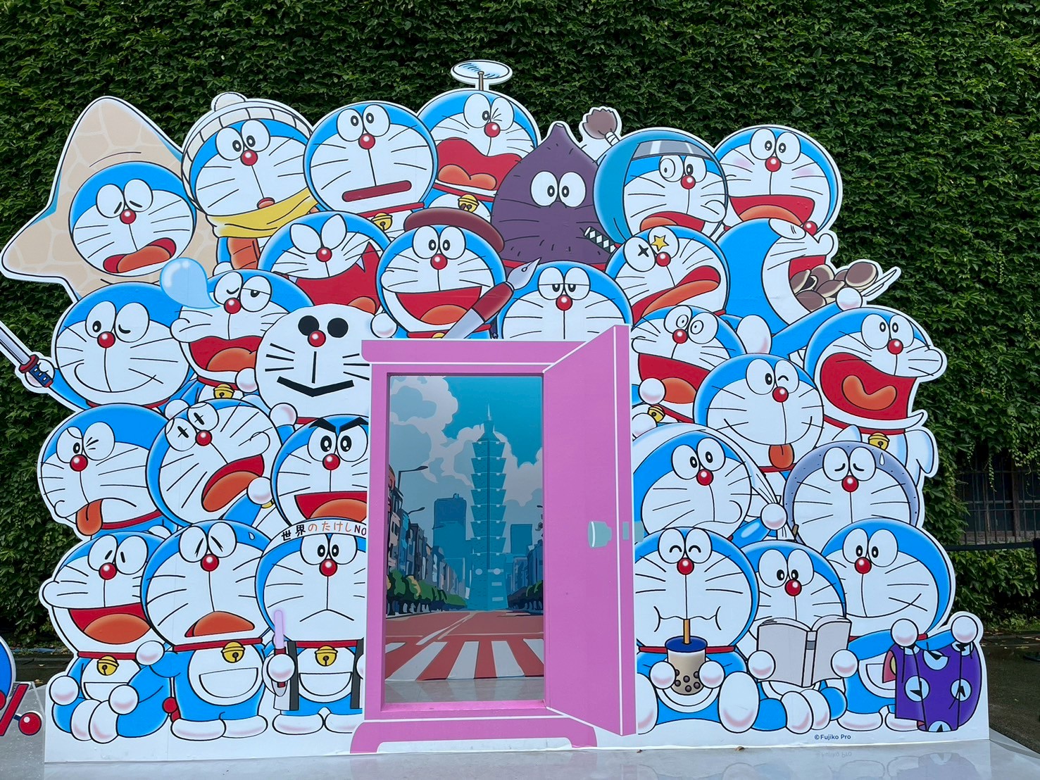 【100%哆啦A夢&friends 巡迴特展】華山哆啦A夢展覽 2025|粉絲必拍展區&親子最愛行程 - 第2張圖
