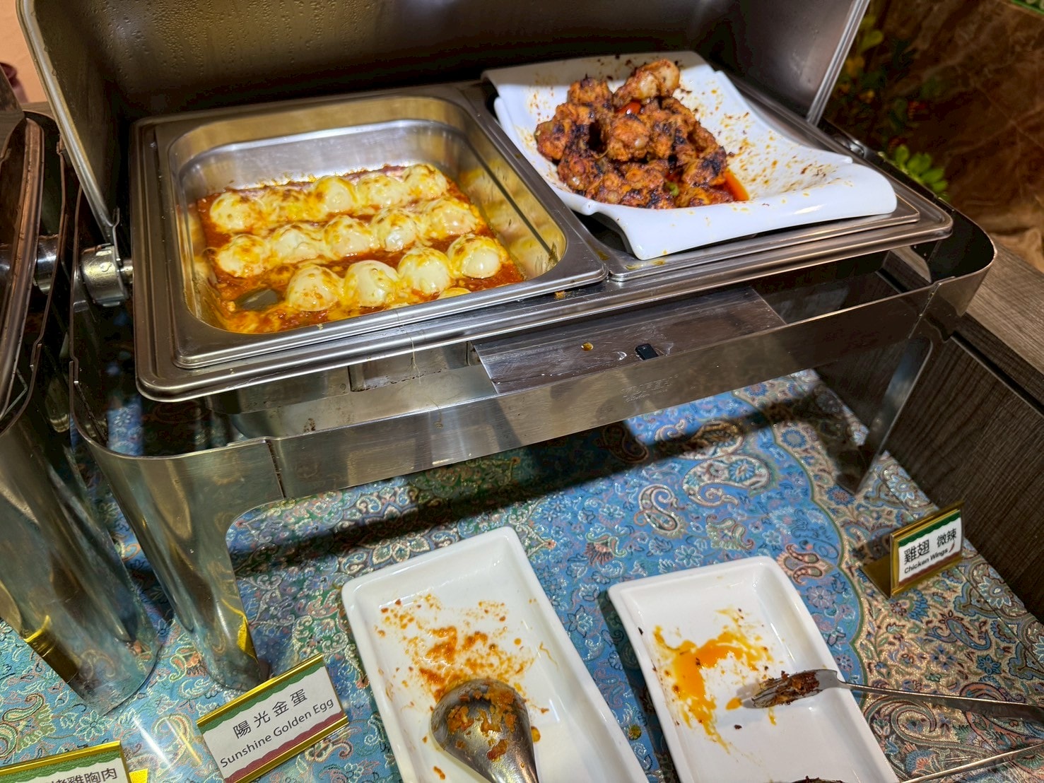 台北食旅｜一千零一夜廚房，番紅花與烤肉的感官漫遊，松山區美食