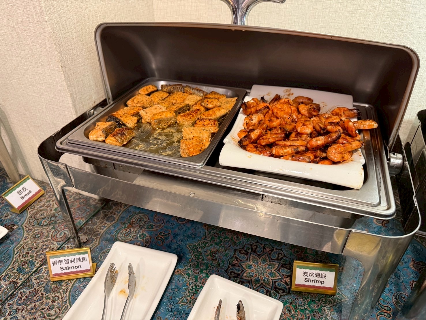 台北食旅｜一千零一夜廚房，番紅花與烤肉的感官漫遊，松山區美食