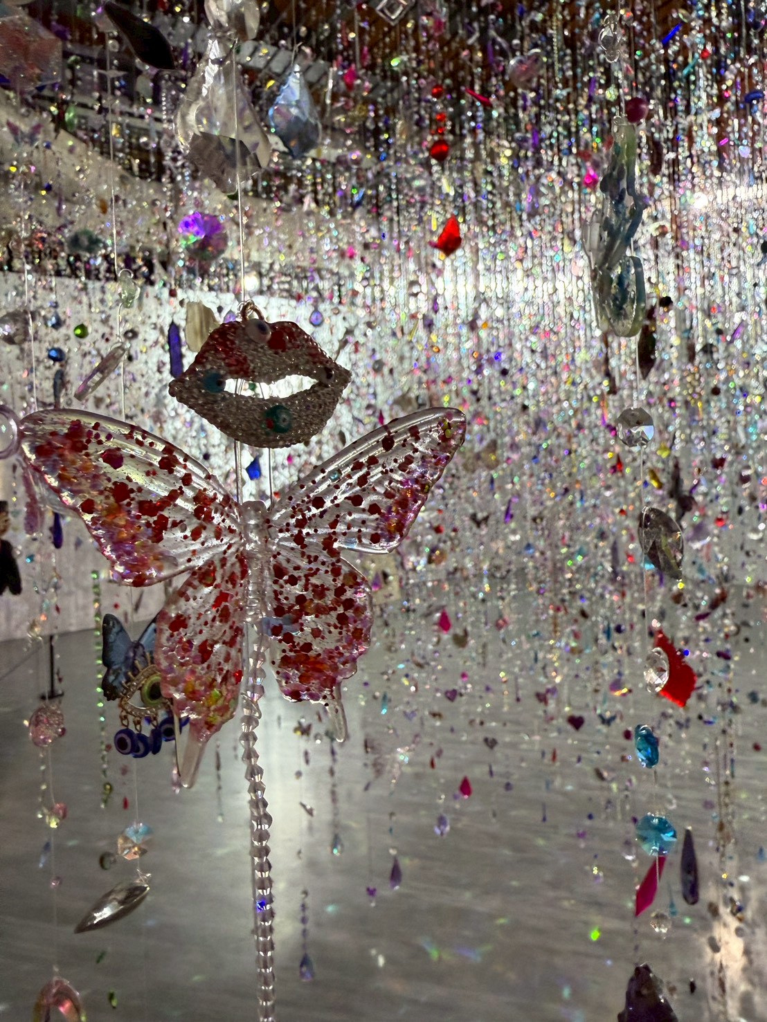 台北展覽推薦｜蜷川實花展華山拍照攻略，夢幻到捨不得離開